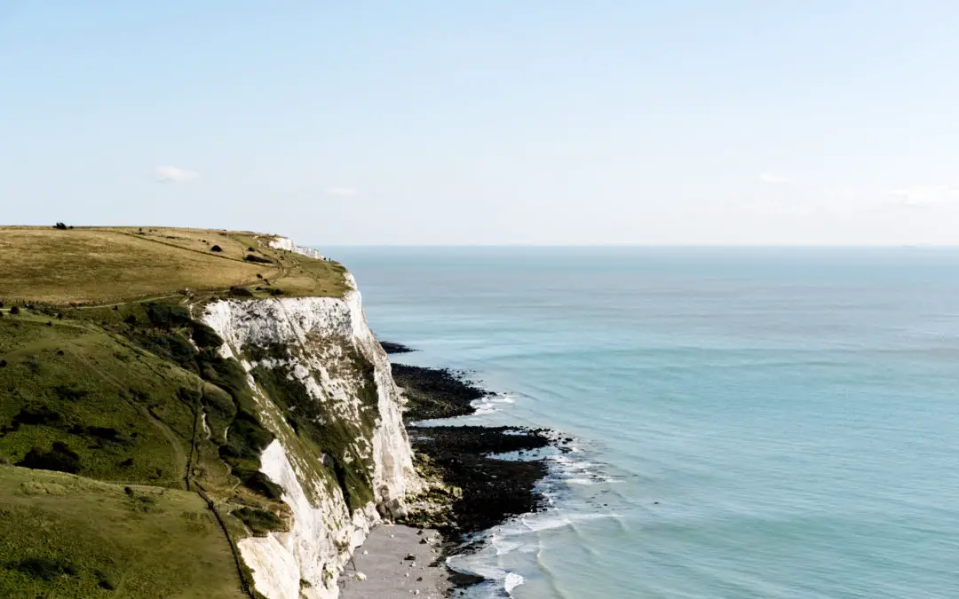 Eine der top Sehenswürdigkeiten in Großbritannien: die White Cliffs of Dover