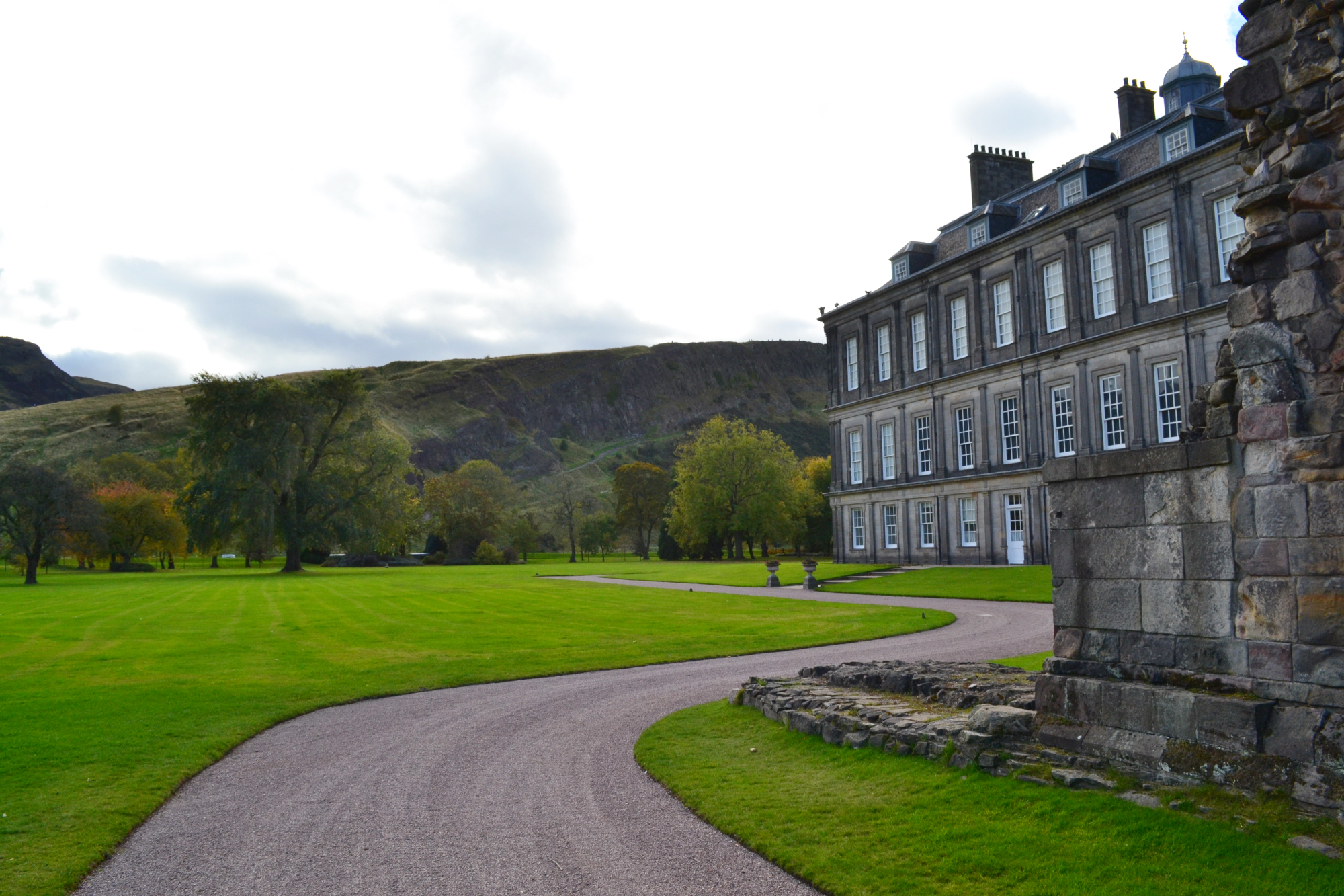 Palace of the Holyroodhouse Garten